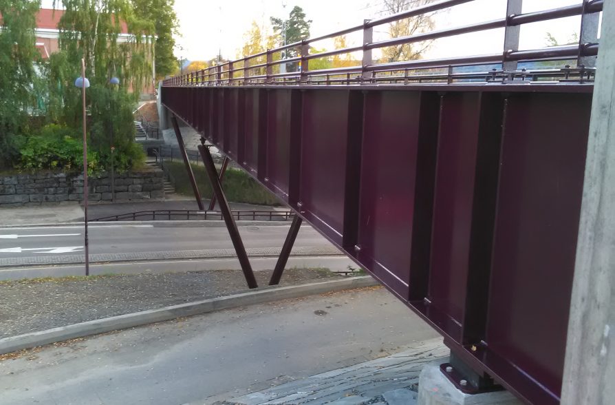 Pedestrian bridge Lillehammer skysstasjon, Norway