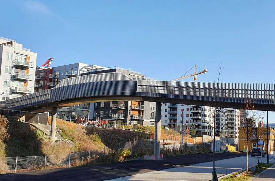 Løpstikka pedestrian bridge, Norway
