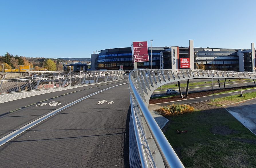 Ullevål pedestrian bridge, Norway